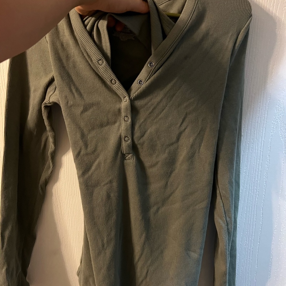 Maternity/nursing shirt